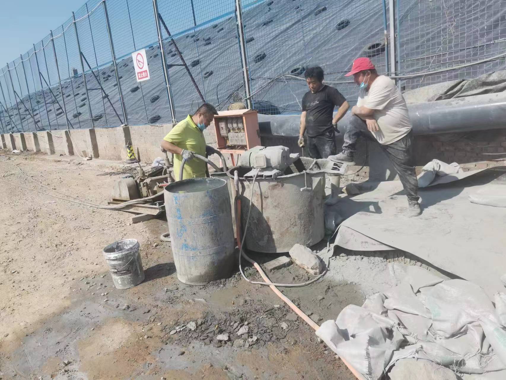 泸定袖阀管注浆