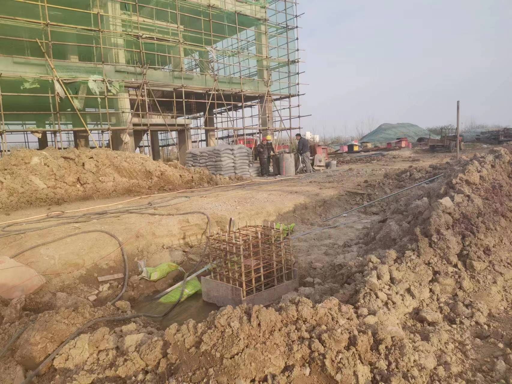 泸定当桥梁出现裂缝的时候应该及时加固修补